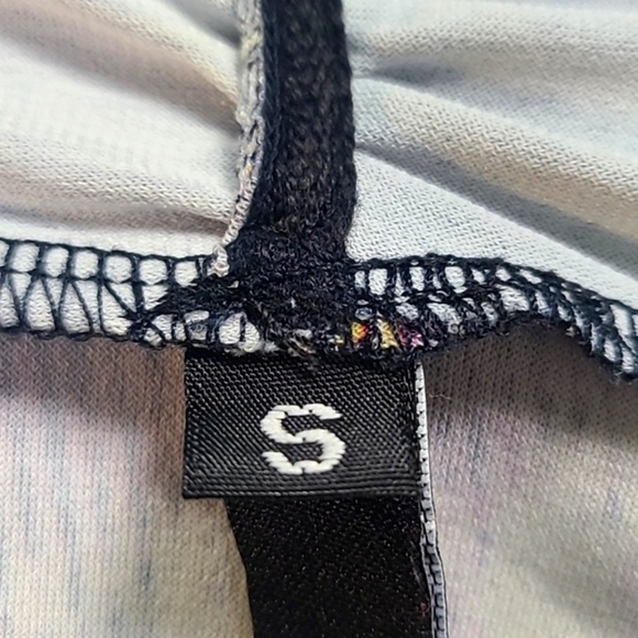 Viereck Multicolor V-Neck Top, Teal w/Splashes of Yellow, Purple & Pink Sz Small - Picture 7 of 9